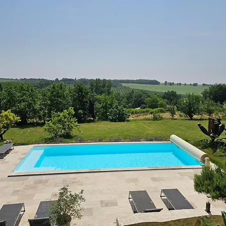 La Boheme Panzió Condom